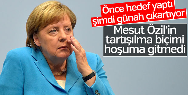 Merkel, Mesut Özil tartışmalarında geri vites yaptı