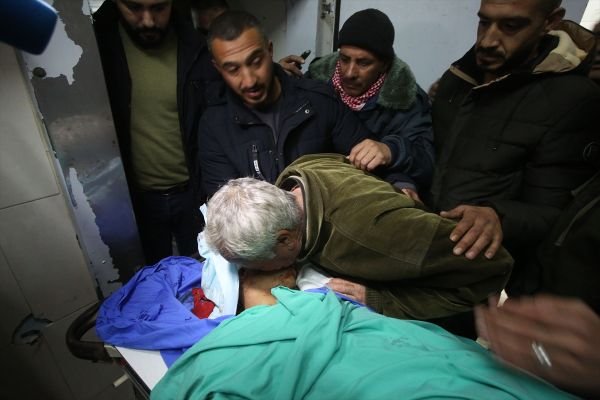 İsrail askerleri Filistin'de bir çocuğu öldürdü