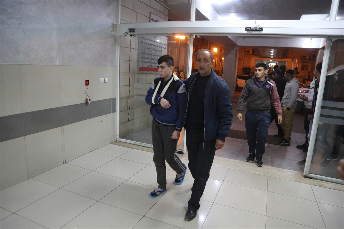 16 yaşındaki Filistinli Fevzi Cuneydi ailesine kavuştu