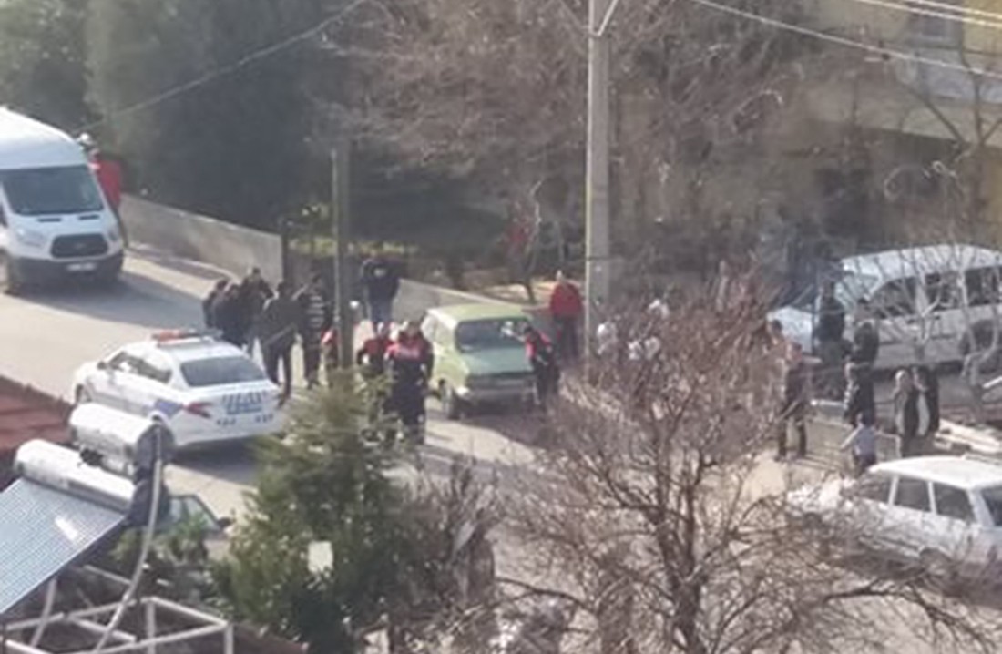 'Dur' ihtarına uymayan şahsı 10 polis aracı kovaladı