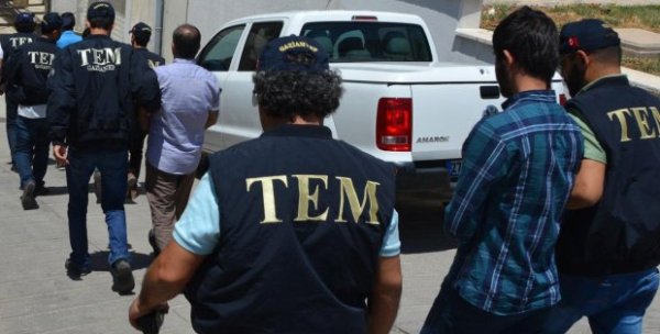 Antalya'da 13 kişi FETÖ'den tutuklandı