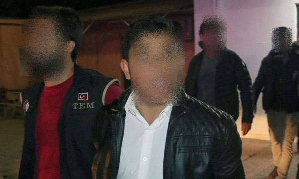 Adana'da karakolun arkasına patlayıcı atanlar yakalandı