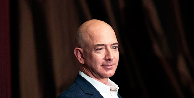 Jeff Bezos'un servetini 100 milyar dolar oldu