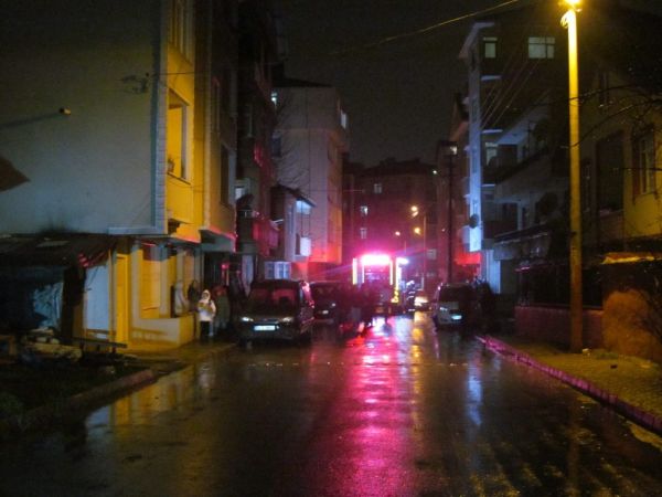 Gebze'de aynı sokakta 4 yangın çıktı