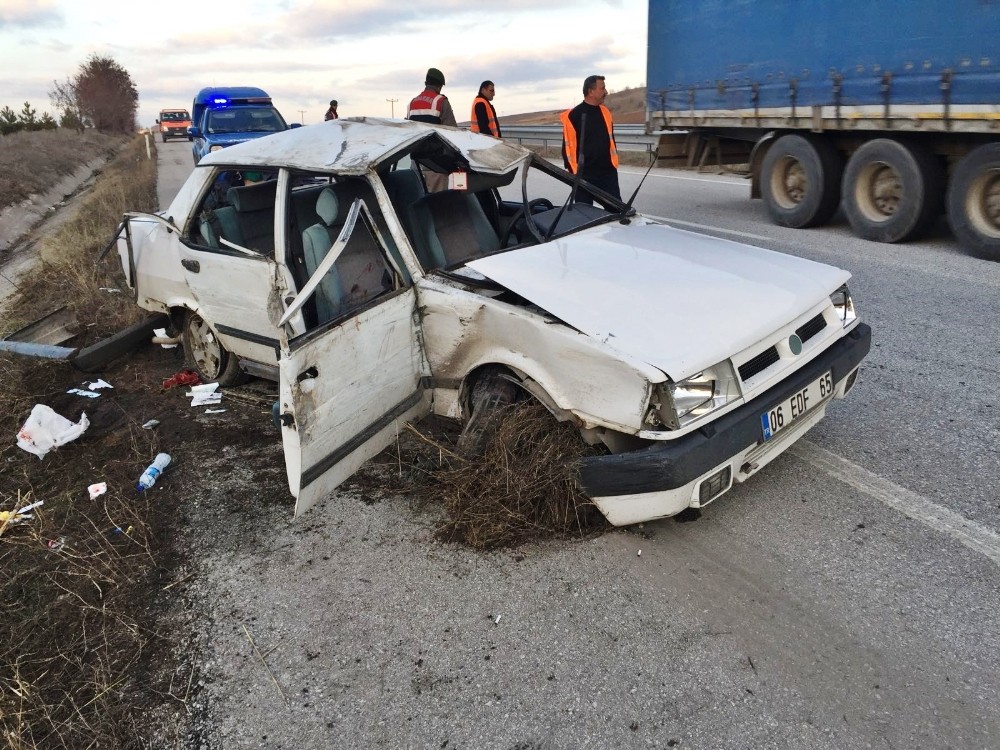 Çorum'da otomobil takla attı: 5 yaralı