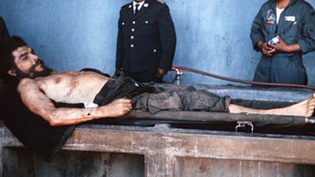 Che Guevara nın ölüm sonrası fotoğrafları ortaya çıktı #2