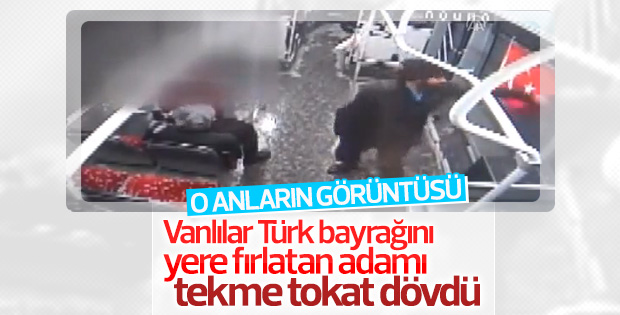 Erciş'te Türk bayrağına çirkin saldırının görüntüsü