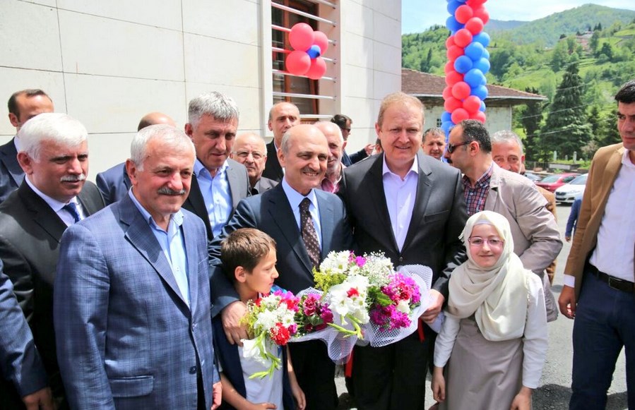 Erdoğan Bayraktar�dan memkeletine vefa