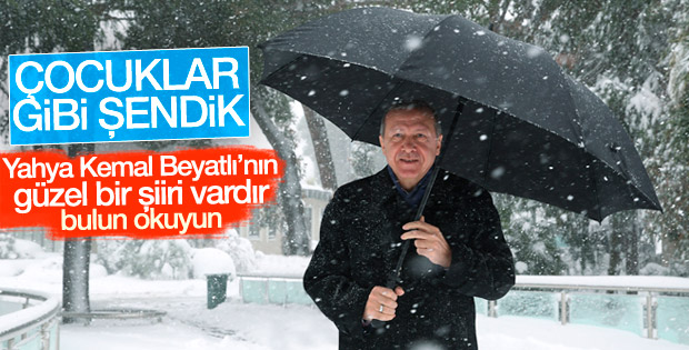 Cumhurbaşkanı Erdoğan kar altında yürüdü