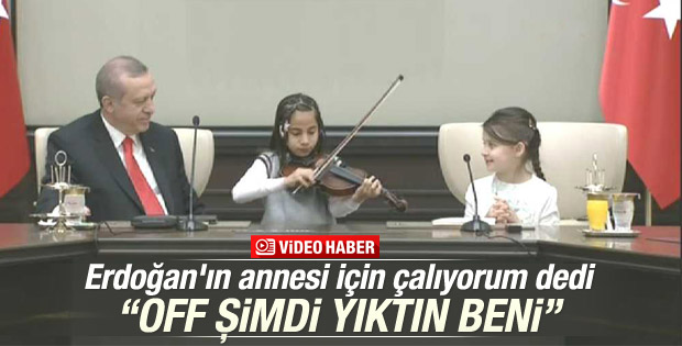 Cumhurbaşkanı Erdoğan'a minik müzisyenden keman sürprizi