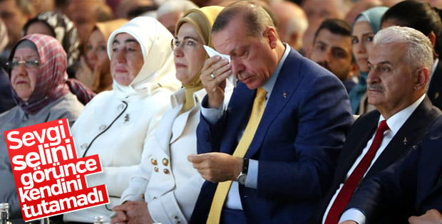 Erdoğan gözyaşlarına boğuldu