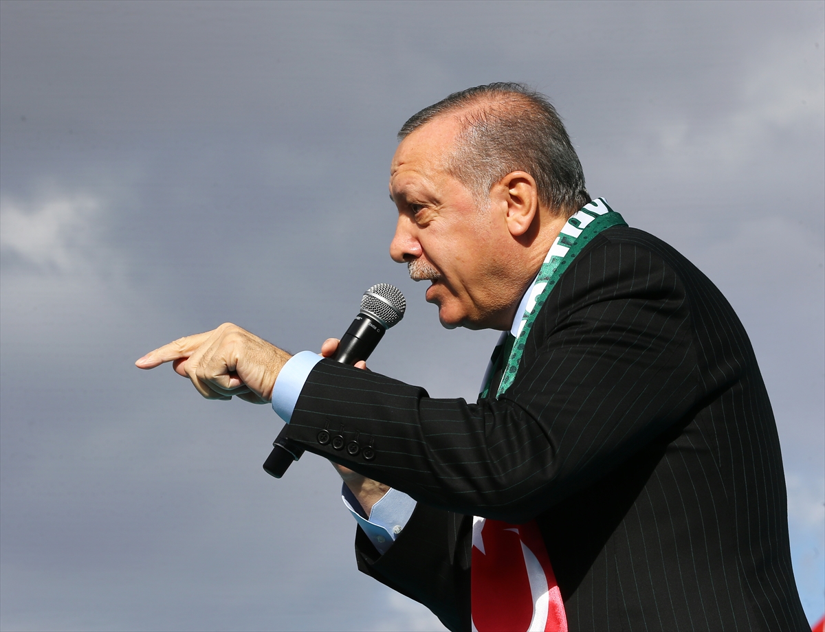 Cumhurbaşkanı Erdoğan: Kılıçdaroğlu bıdırdayıp duruyor