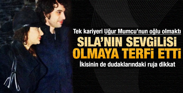 Özgür Mumcu dudakları rujlu görüntülendi