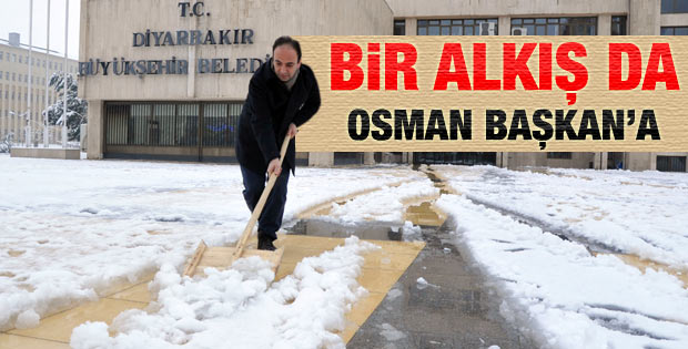 Osman Baydemir'in 12 saatlik kar nöbeti
