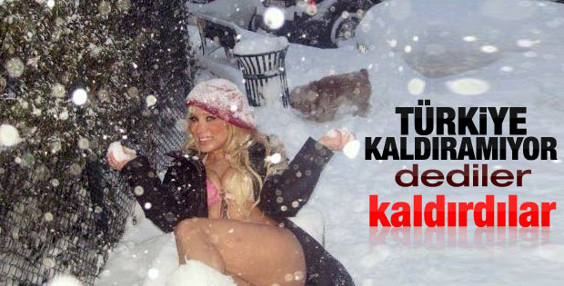 Ciciş kardeşler kar altında bikinili poz verdi
