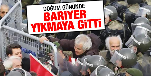 Tarık Akan Silivri'de bariyerleri yıktı