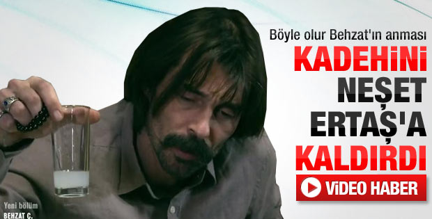 Behzat Ç kadehini Neşet Baba'ya kaldırdı - İzle