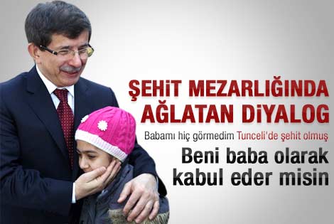 Şehit kızı Gülnisa Davutoğlu'nu duygulandırdı