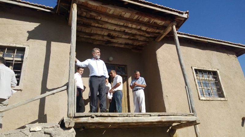 Bakan Yıldız 50 yıl sonra doğduğu evde