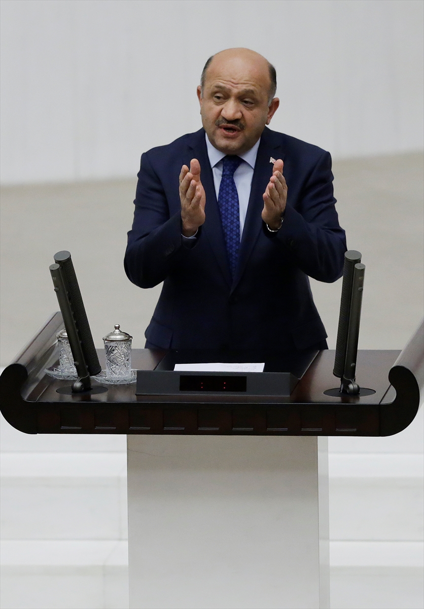 Yerli otomobil eleştirilerine Fikri Işık cevap verdi