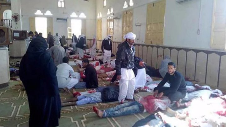 Mısır'da camiye saldırı