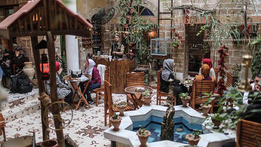 Gazze'de 430 yıllık Osmanlı evi restoran oldu