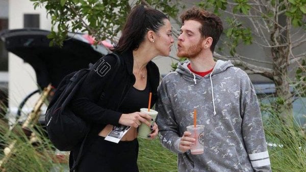 Metin Hara'ya Adriana Lima'dan torpil