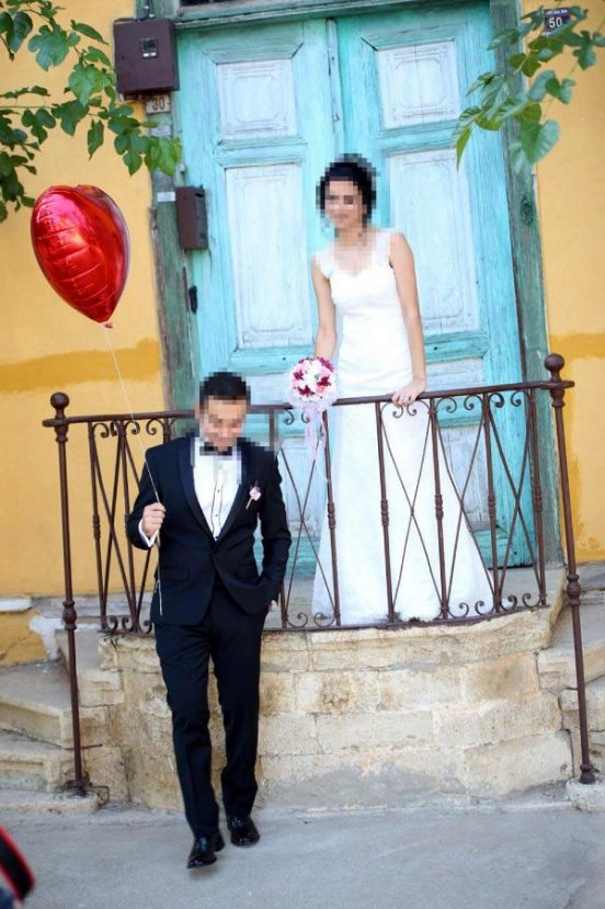 Fotoğrafları özensiz bulan çift tazminat davası açtı