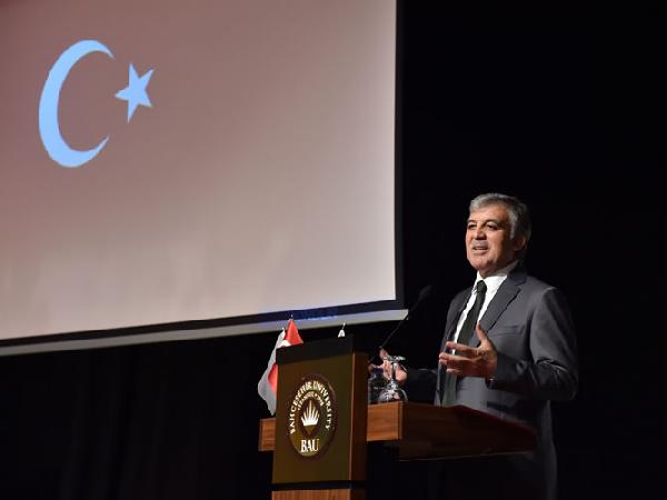 Abdullah Gül'den güçlü diplomasi vurgusu