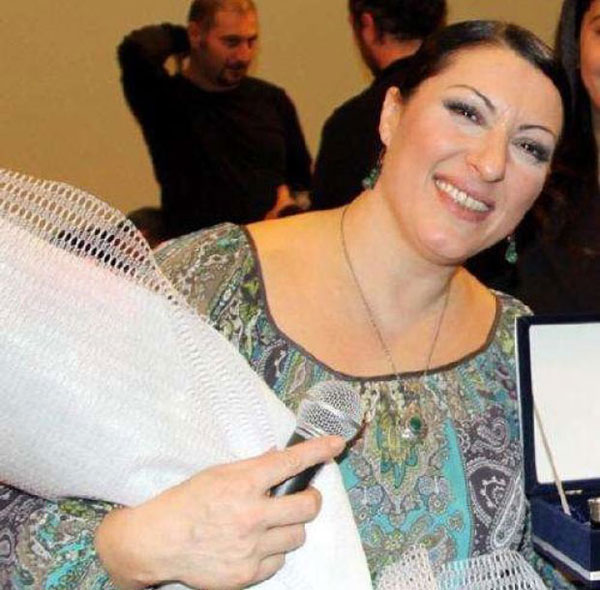 Şarkıcı Gülay 40 kilo verdi