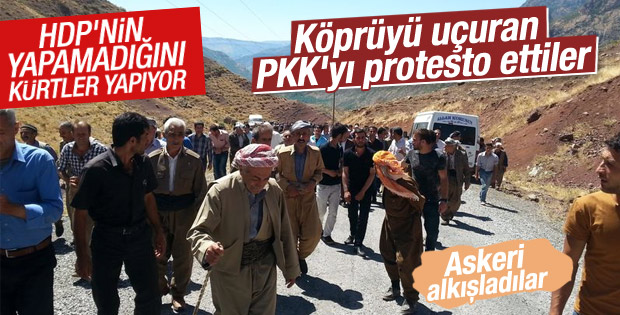 Hakkarililer PKK’nın köprü bombalamasını protesto etti