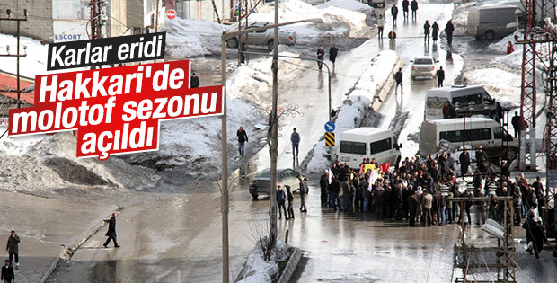 Hakkari'de izinsiz gösteri