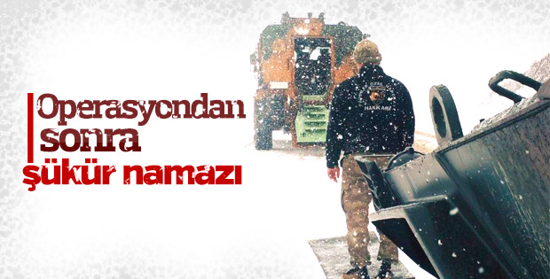 Hakkari'de operasyon sonrası şükür namazı