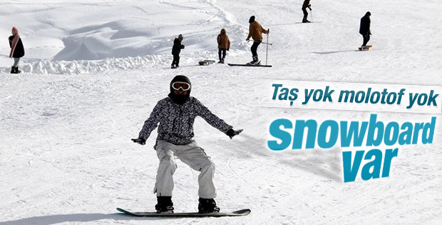Hakkari dağları snowboardla tanıştı