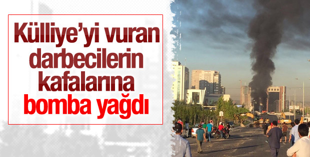 Külliye yakınlarında bombalar patladı