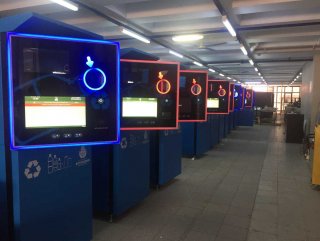 İBB'den pet şişeyle İstanbulkart yükleme makinesi