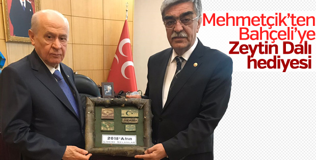 Mehmetçik'ten Bahçeli'ye anlamlı hediye