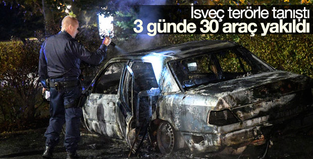 İsveç'te 3 günde 30 araç kundaklandı