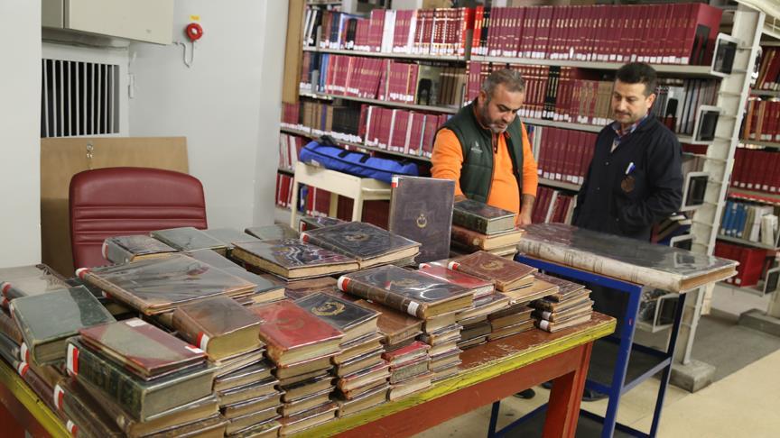 İstanbul Üniversitesi'nin çöpe atılan binlerce kitabı hizmette