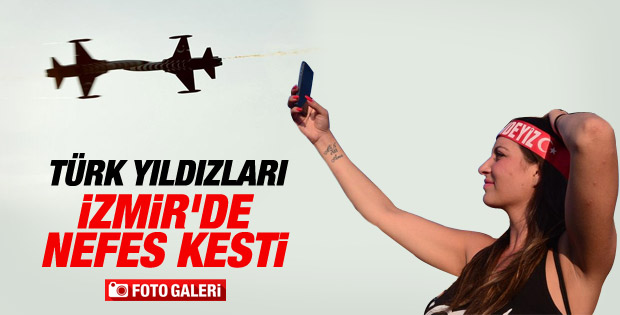 Türk Yıldızları'ndan İzmir'de müthiş gösteri İZLE