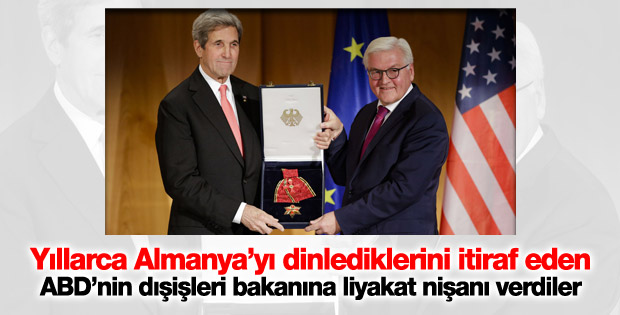 John Kerry Almanya'da Federal Liyakat Nişanı aldı