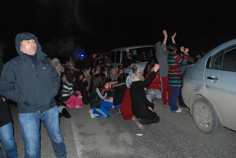 kafkas universitesi nde kiz ogrencilerin yurt isyani