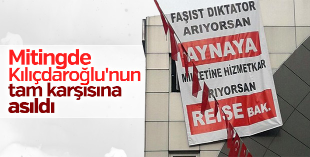 Tekirdağ'da Kılıçdaroğlu'nun tam karşısına asılan pankart