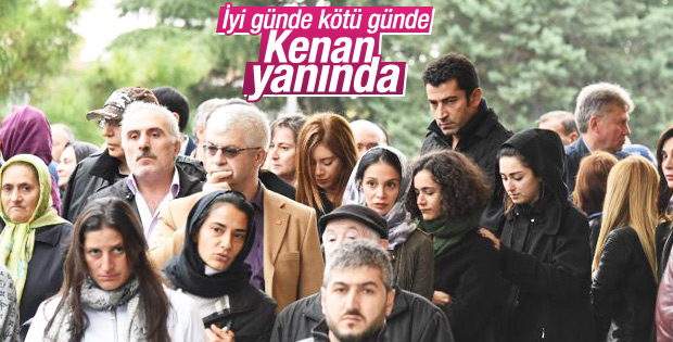 Sinem Kobal anneannesine veda etti