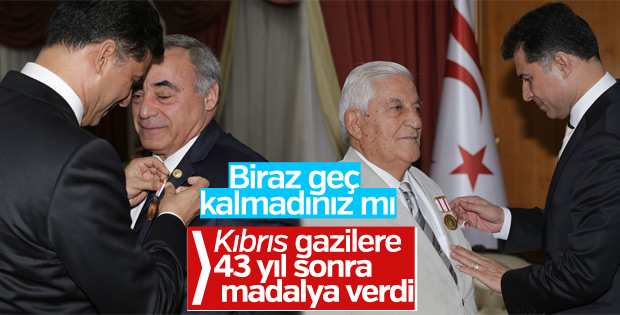 Kıbrıs'ta 55 bin gaziye madalya verildi