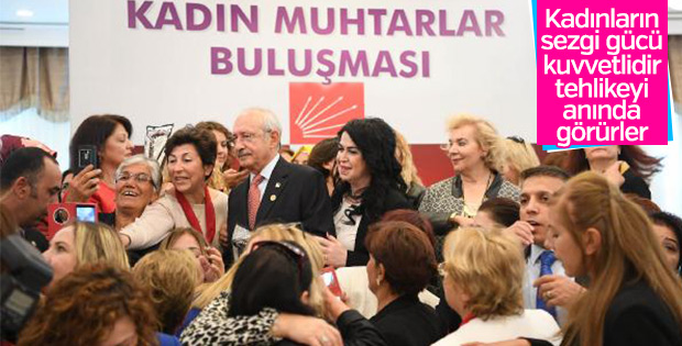 Kılıçdaroğlu kadın muhtarlarla kahvaltıda buluştu