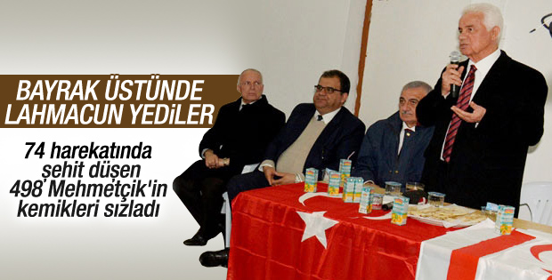 KKTC'de Türk bayrağı sofra bezi gibi kullanıldı