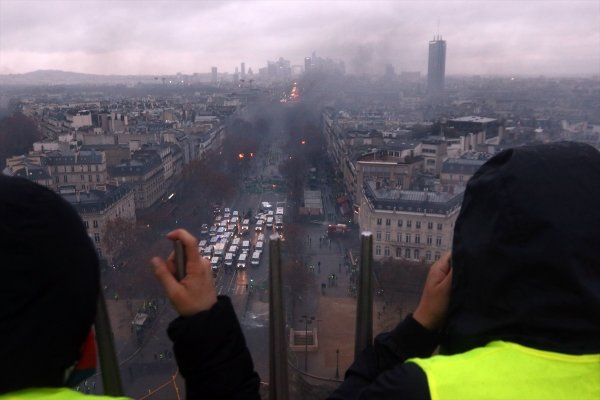 Paris'teki son gösterinin yol açtığı hasar 4 milyon euro