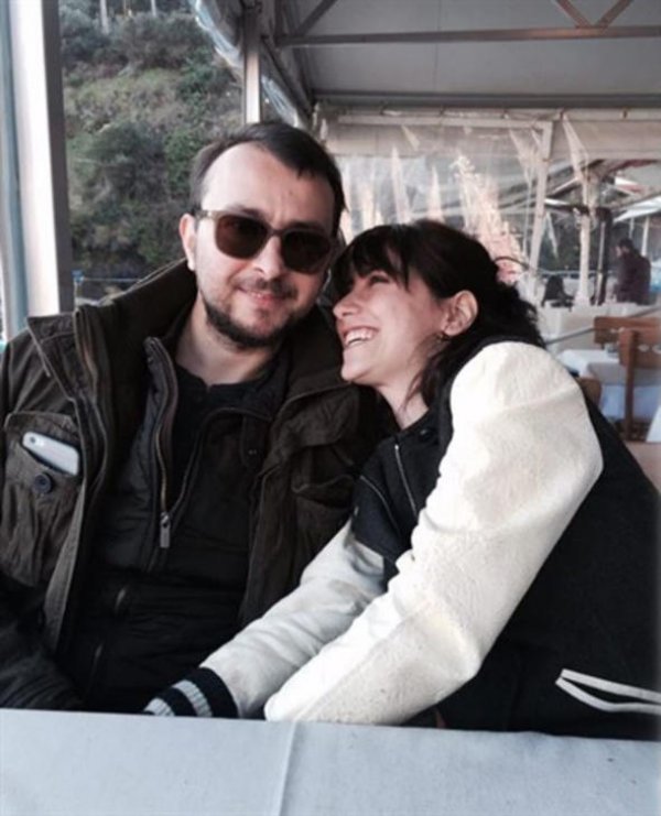 Hazal Kaya: İyi ki hayatımda Ali var