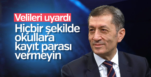 Bakan Selçuk'tan kayıt parası açıklaması